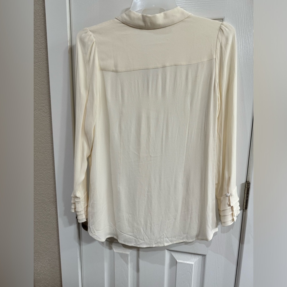 Soft Surroundings V-neck button down blouse - Picture 2 of 9